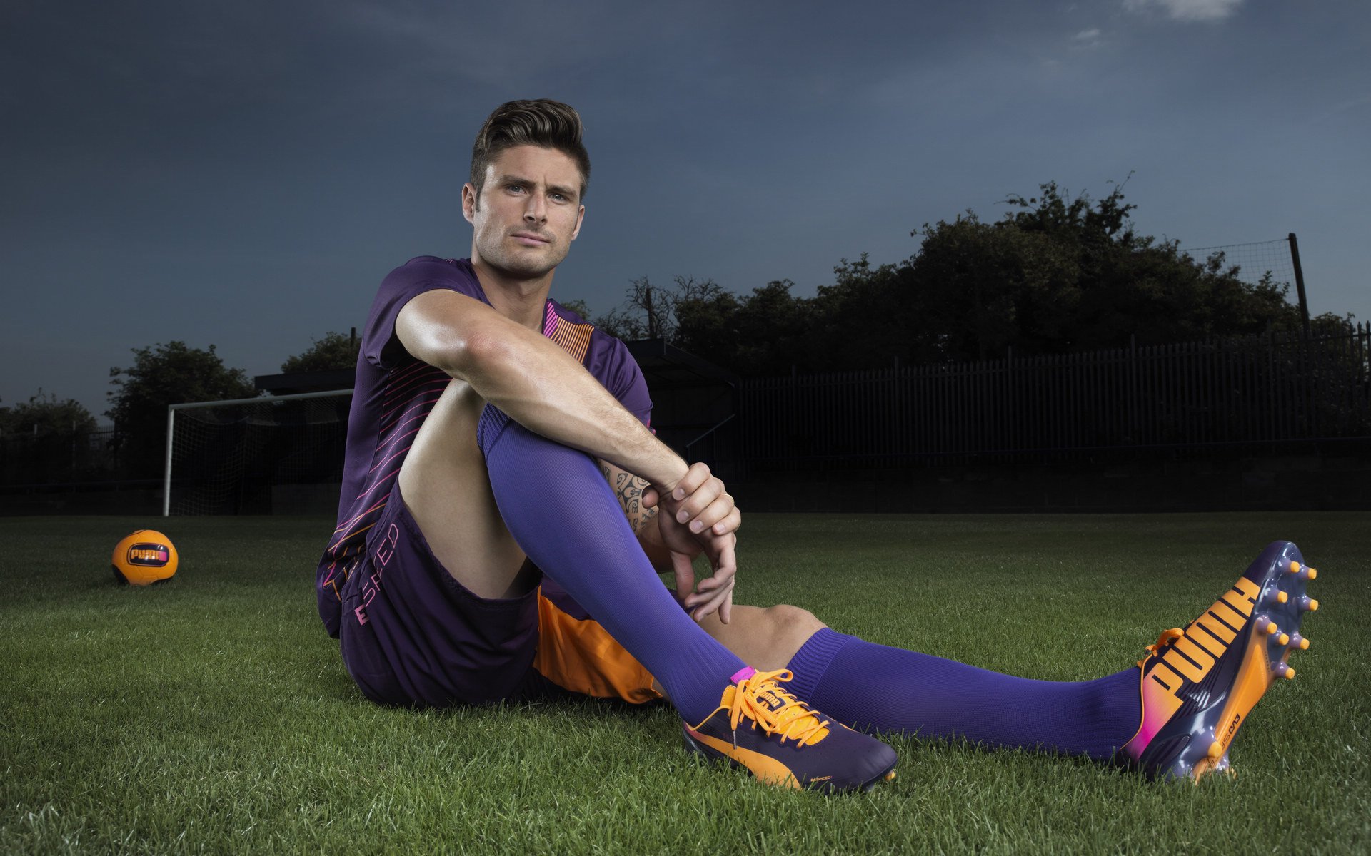 青少年足球裁判员培训全国巡回,提升裁判整体水平,足球裁判培训个人简介